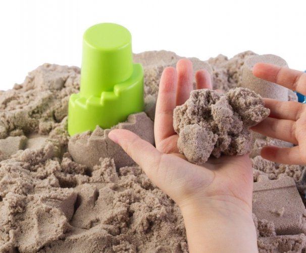 Adam Toys, Kinetický písek přírodní - 5kg  + nafukovací pískoviště